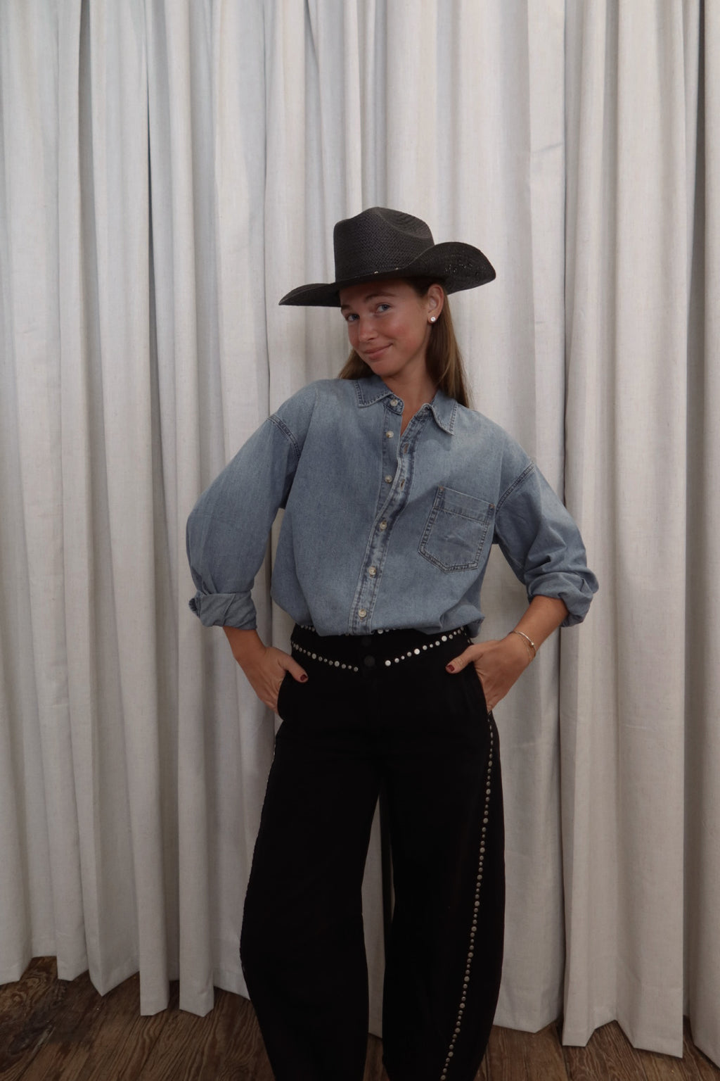 Rock The Night Barrel Jeans