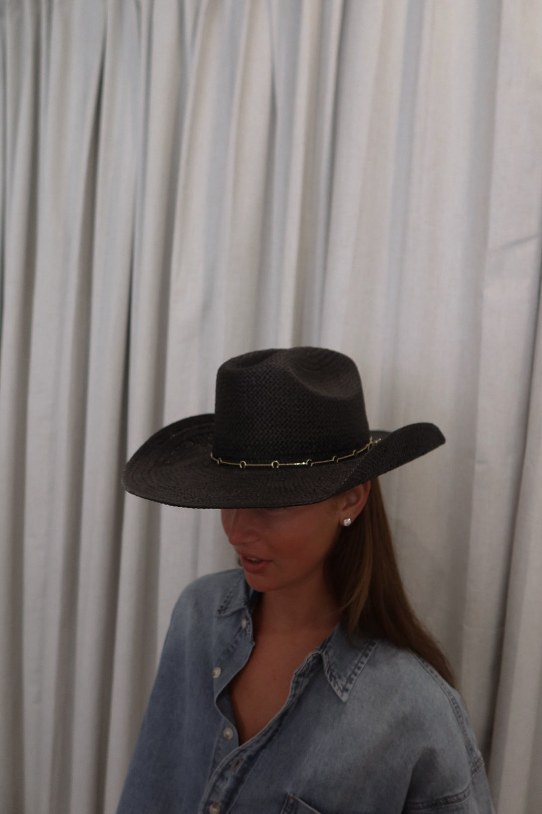 Horseshoe Chain Hat Band