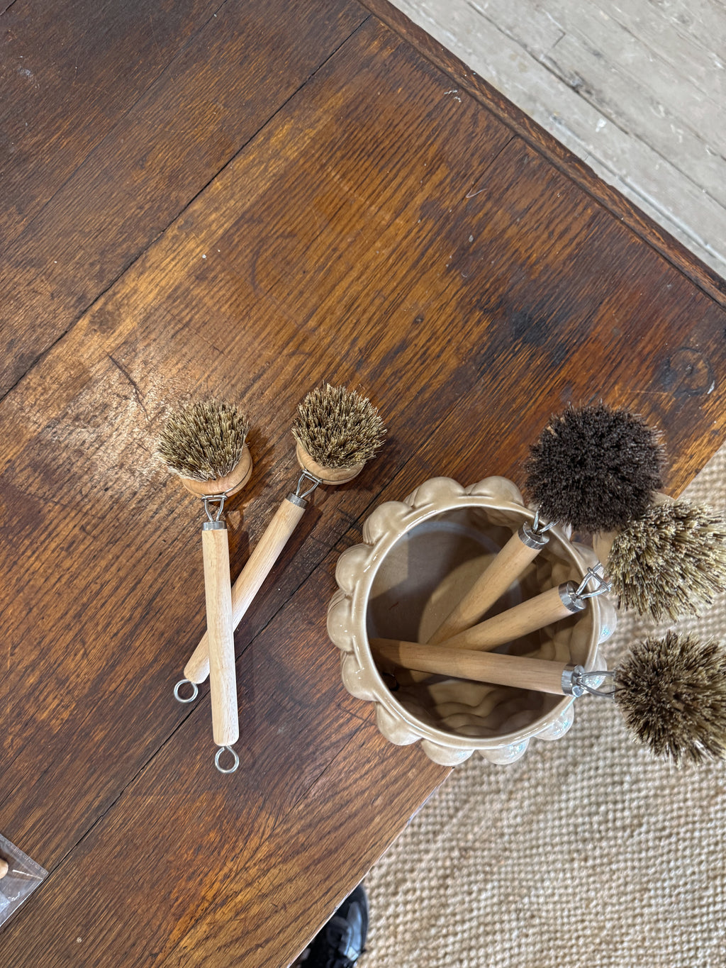 Everyday Long Handle Pot Brush