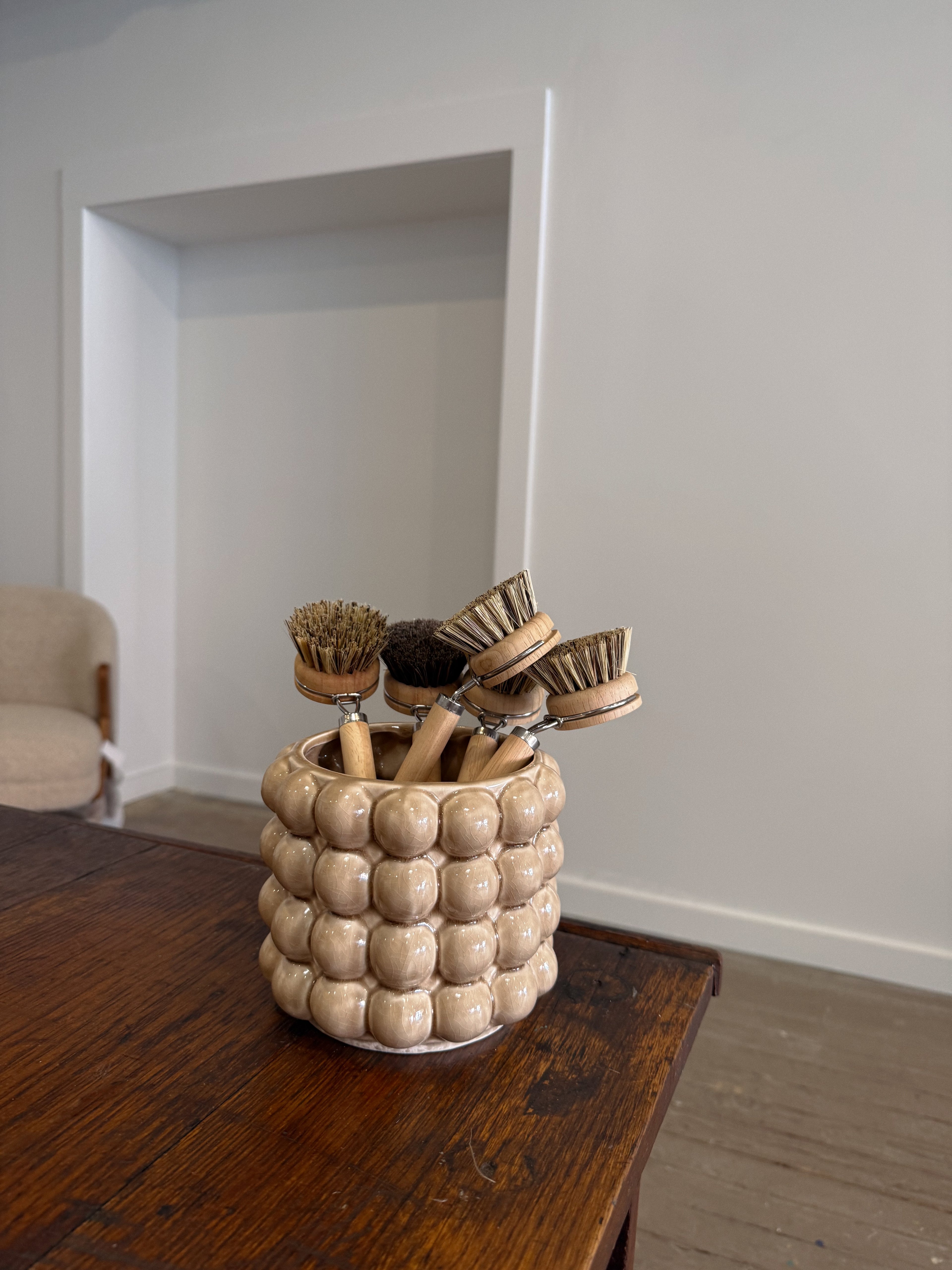 Everyday Long Handle Pot Brush