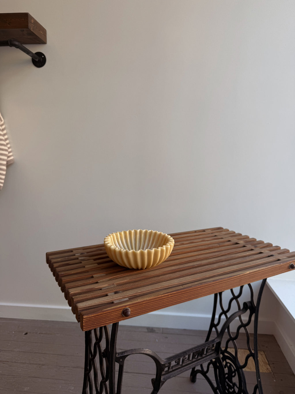 Rustler Pleated Bowl