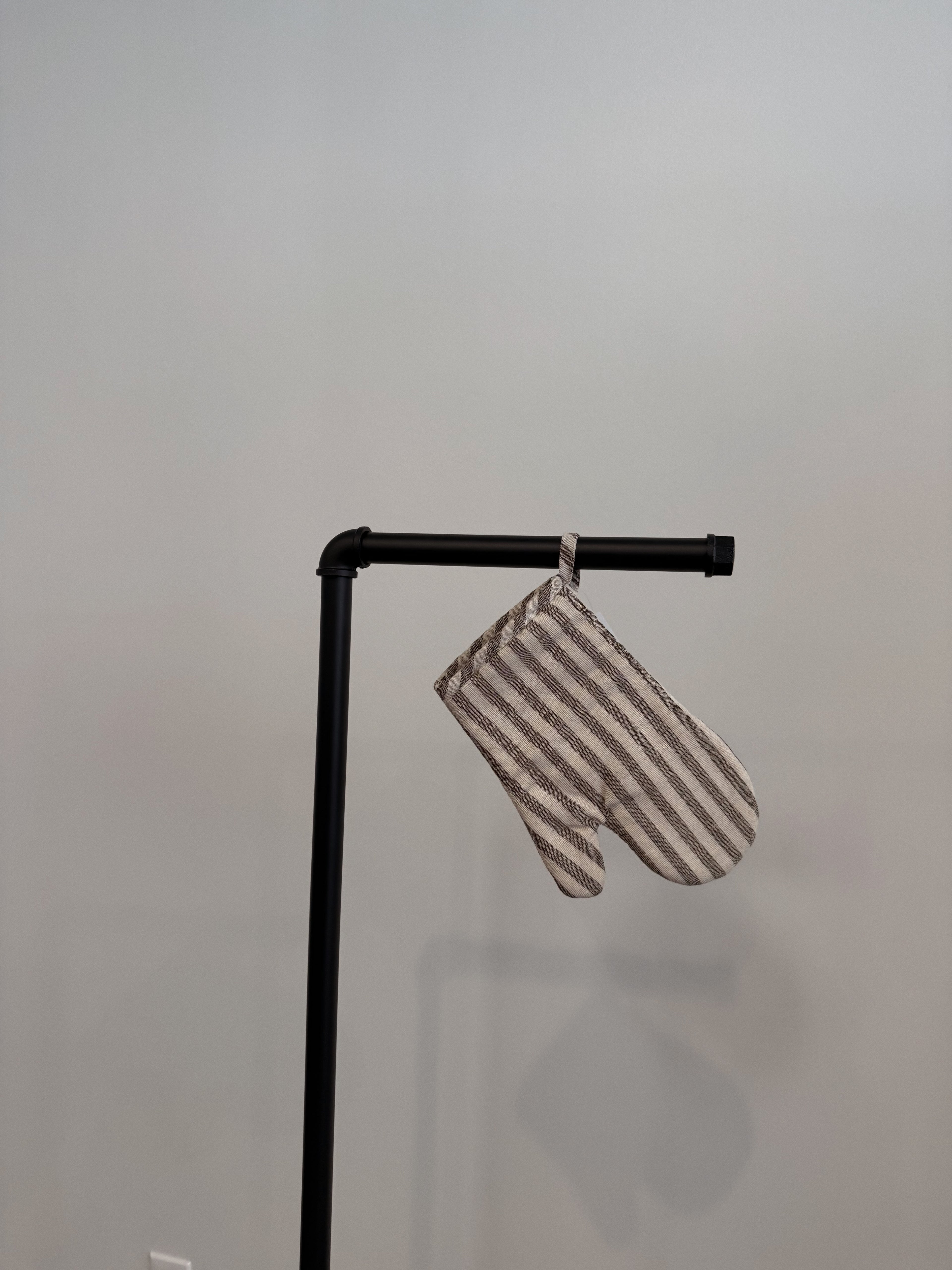 Stripe Oven Mitt