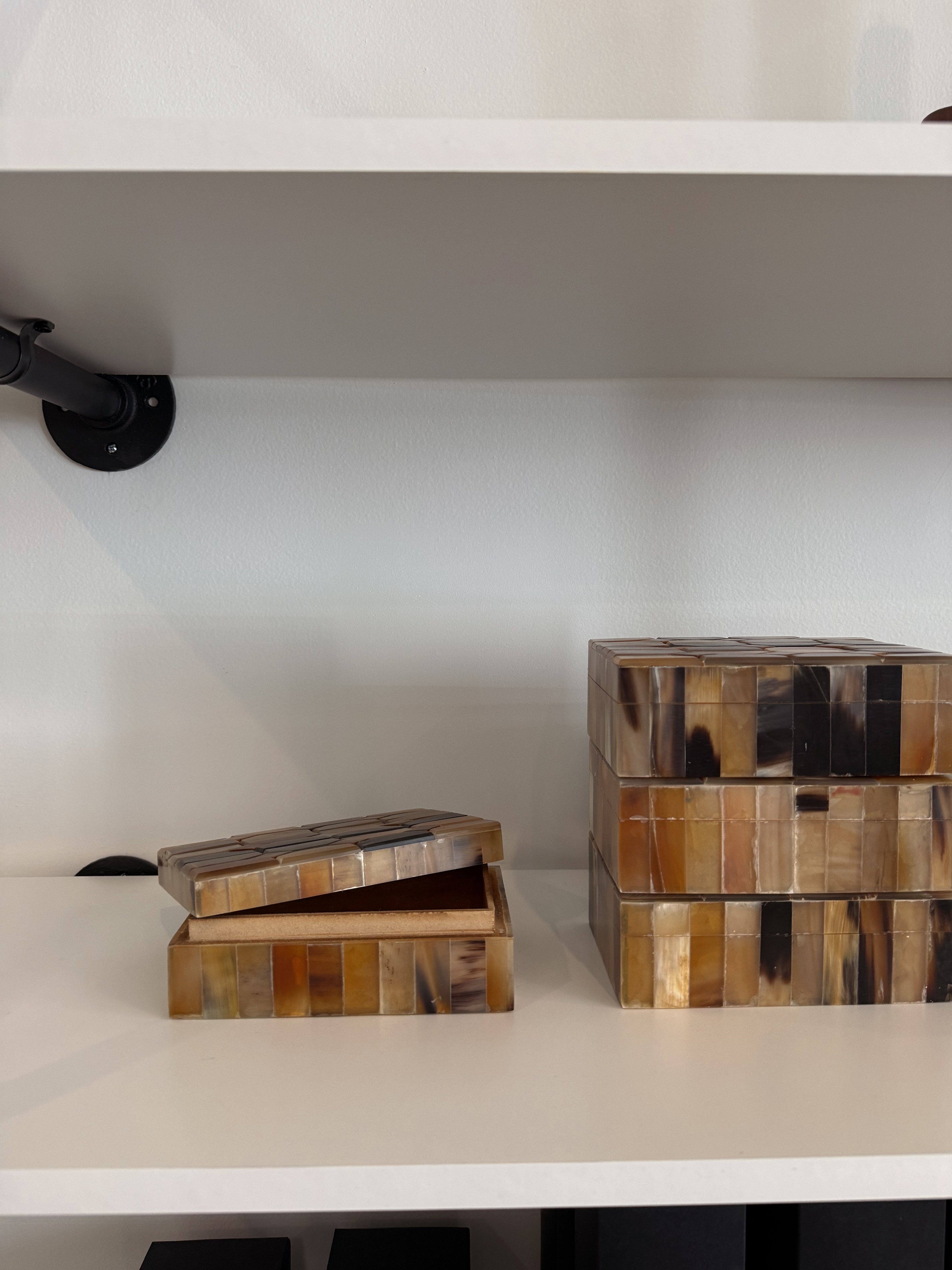 Natural Horn Box