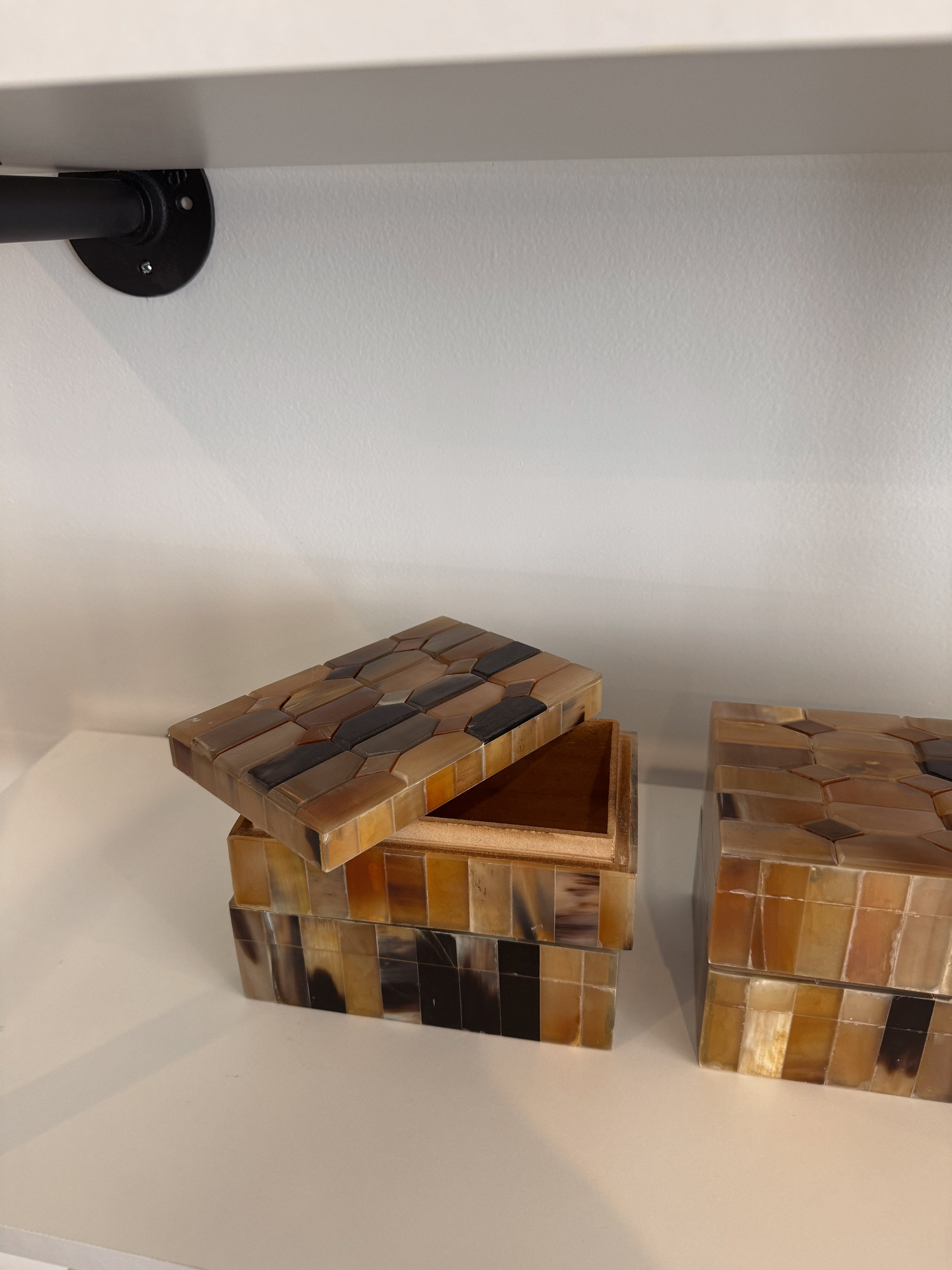 Natural Horn Box