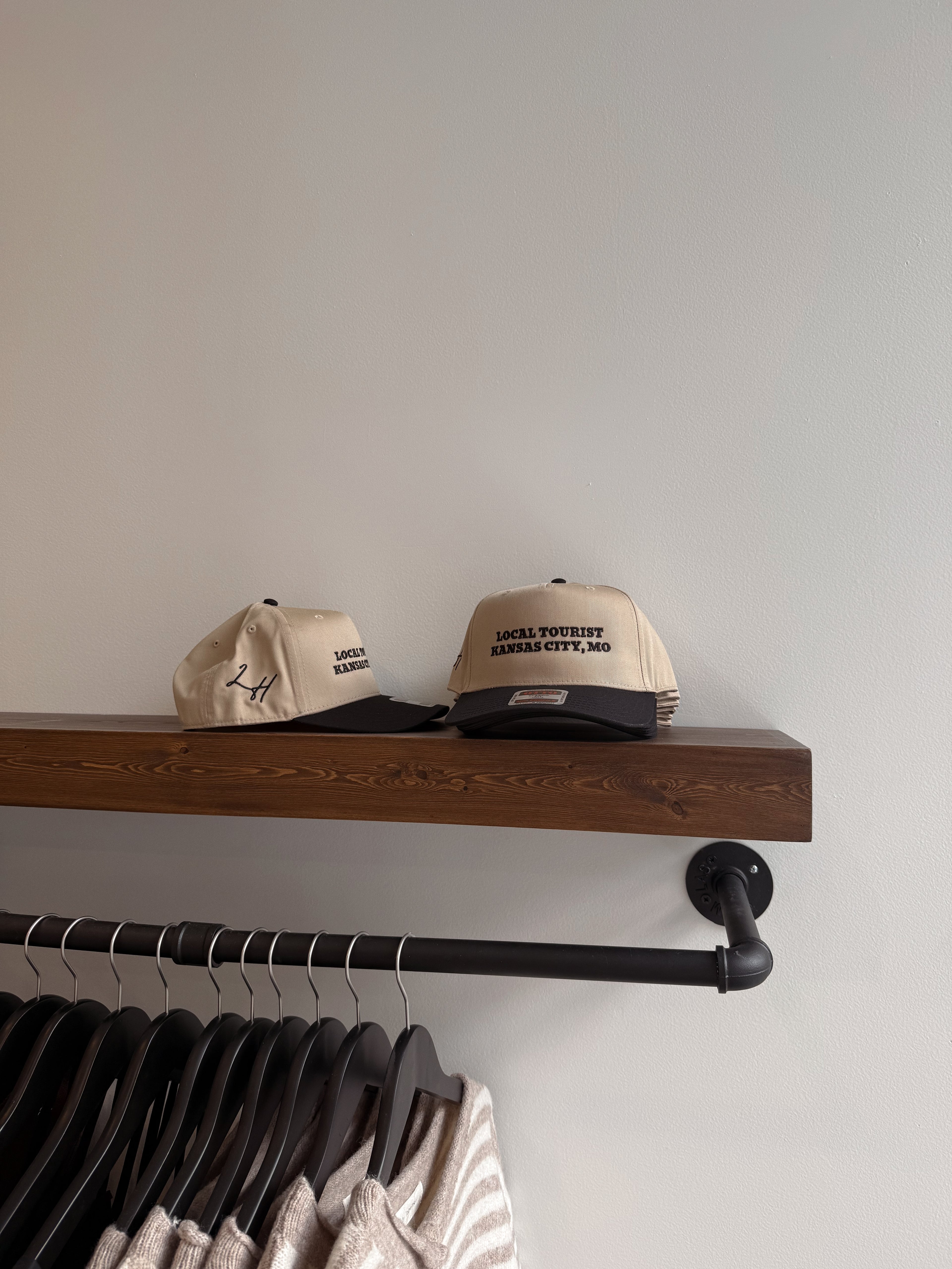 Larkin Original: Local Tourist Trucker